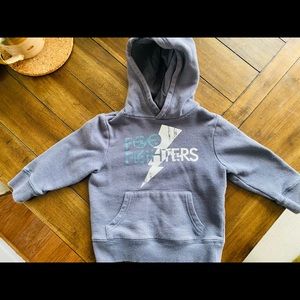 2T Distressed Foo Fighters Hoodie